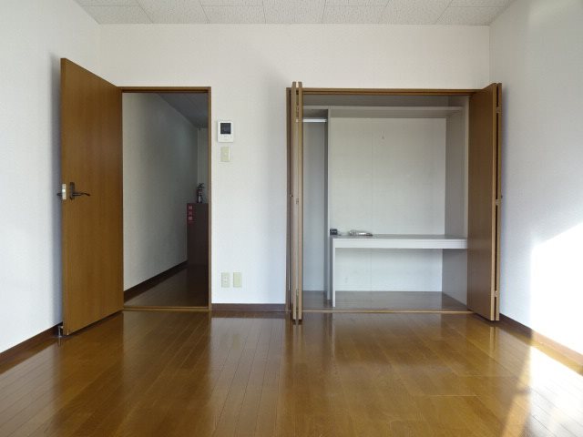その他部屋・スペース　参考：307号室（内装・設備が異なる場合があります。）