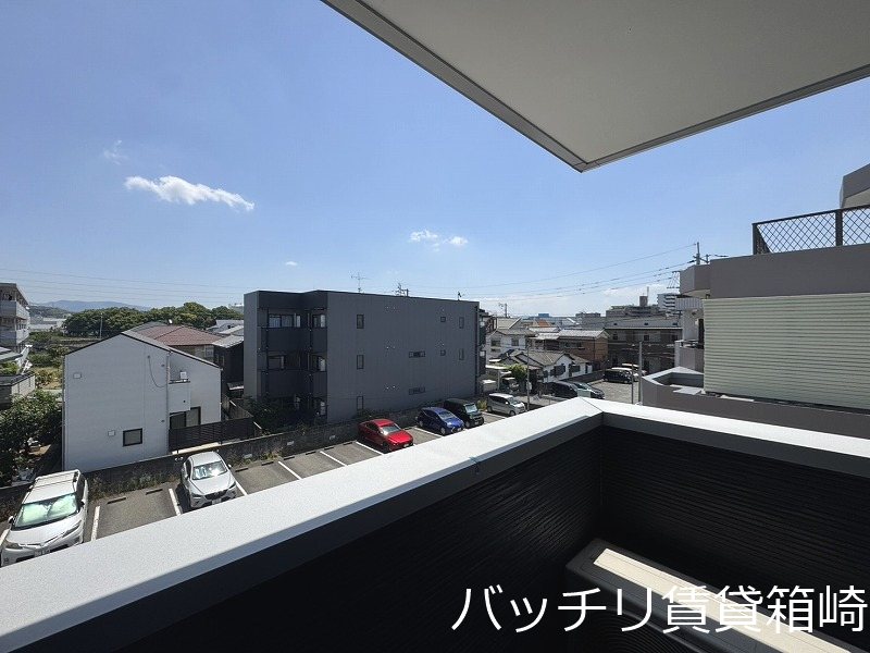バルコニー　画像は別号室の為、現況優先です。