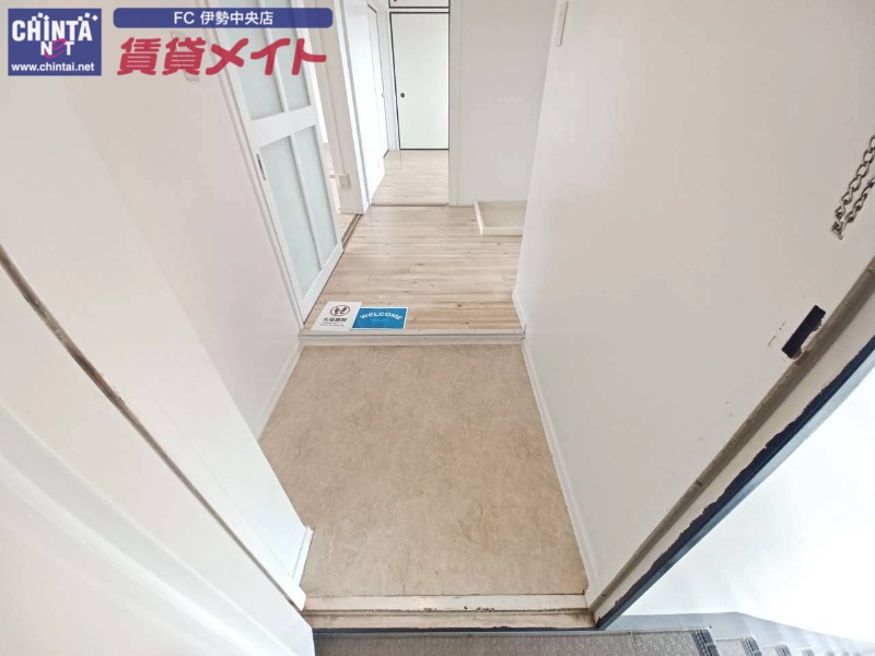 玄関　同型参考写真