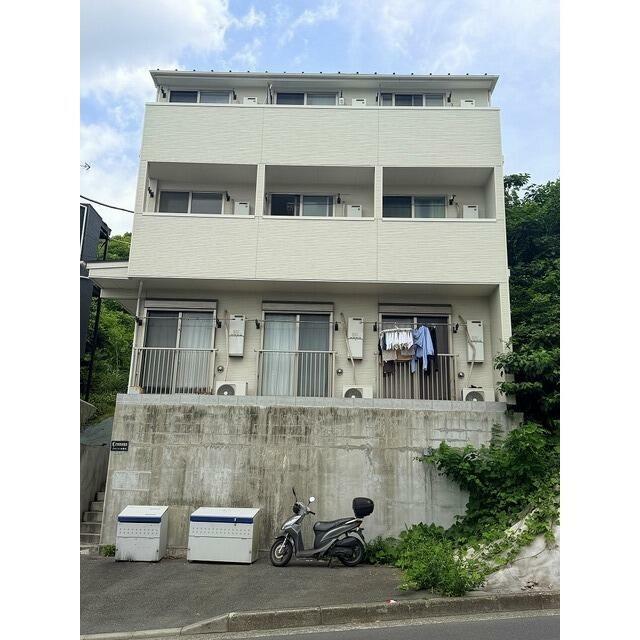 建物外観　自転車・バイクは駐輪OK