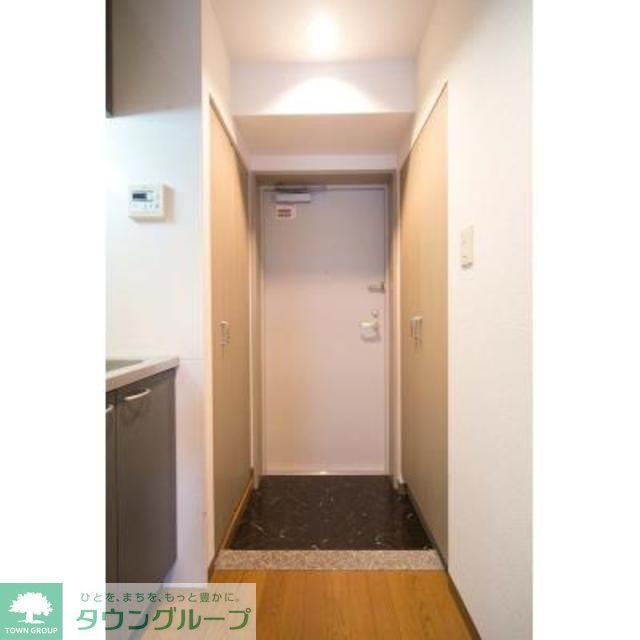 玄関　※写真は同タイプ住戸です。