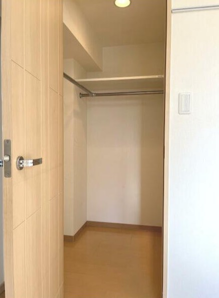収納　ウォークインクローゼット