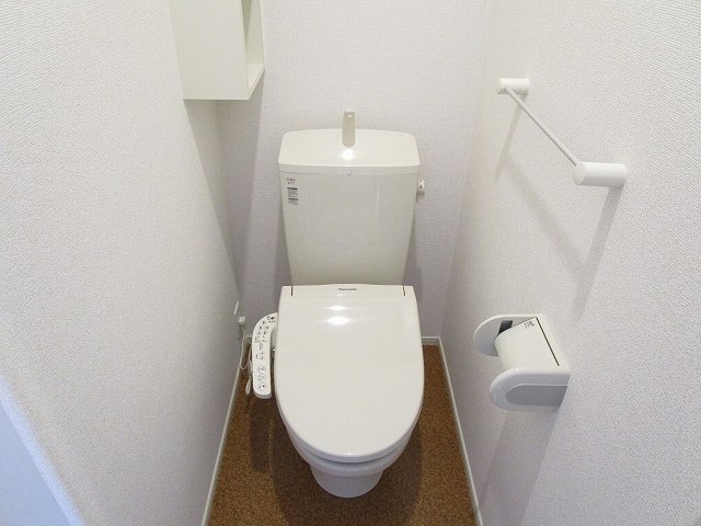 トイレ　シンプルで使いやすいトイレです