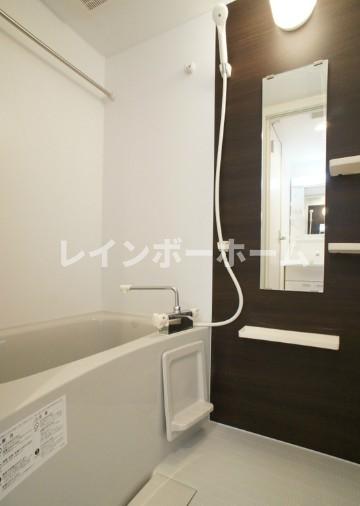 バス・シャワールーム　日々の暮らしに欠かせないお風呂です