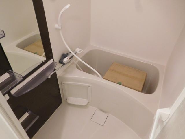 バス・シャワールーム　綺麗なお風呂です。