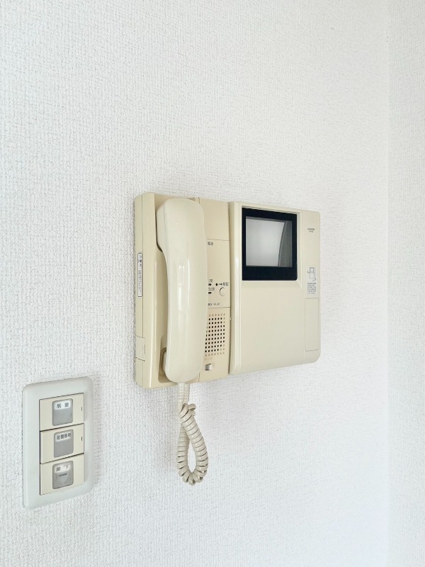 その他設備　モニター付きインターホン♪