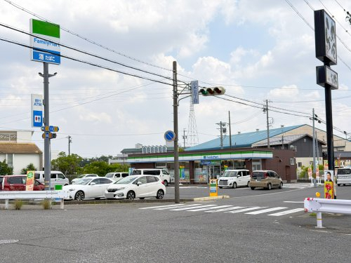 コンビニ　ファミリーマート 新小牧小木店（コンビニ）まで508m