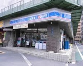 コンビニ　ローソン新宿一丁目店（コンビニ）まで153m