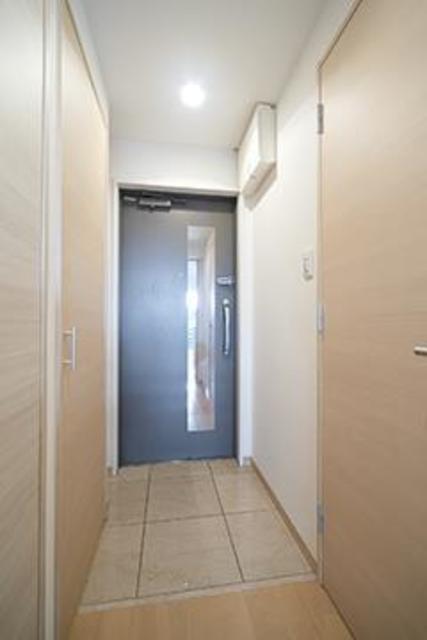 玄関　※写真は同タイプ住戸です。