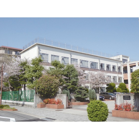 中学校　名古屋市立若水中学校（中学校）まで650m