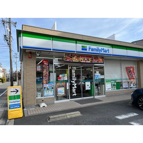 コンビニ　ファミリーマート千種仲田二丁目店（コンビニ）まで210m