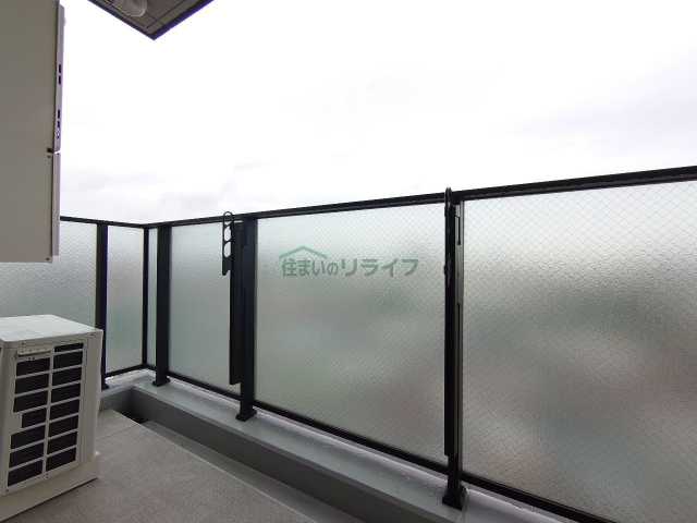バルコニー　反転
