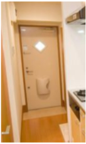 玄関　※別部屋参考写真