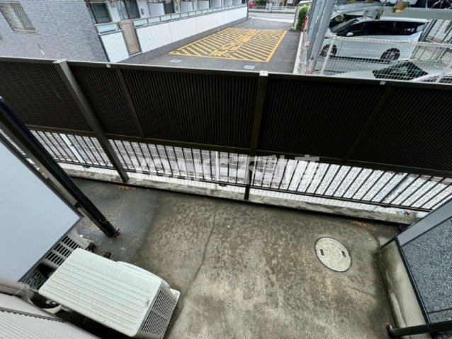 バルコニー　別号室のお写真になります。現況優先。
