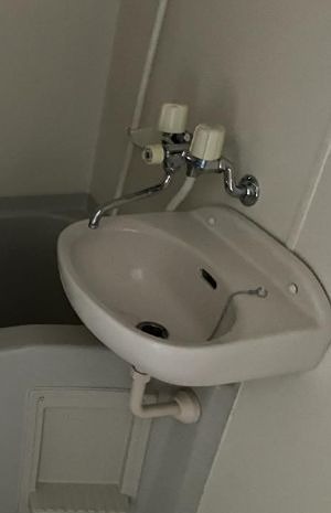 洗面設備　※同仕様写真含む