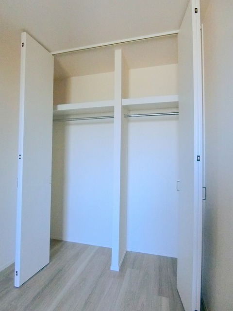 収納　★天井高のたっぷり収納できるクローゼット★