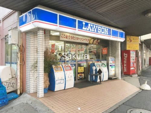 コンビニ　ローソン（コンビニ）まで445m