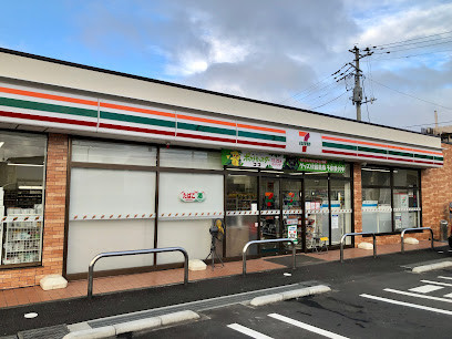 コンビニ　セブンイレブン若林３丁目店（コンビニ）まで450m