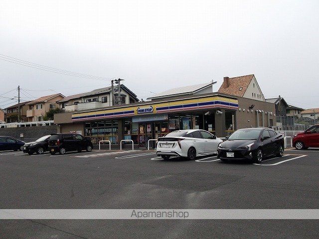 コンビニ　ミニストップ（コンビニ）まで450m