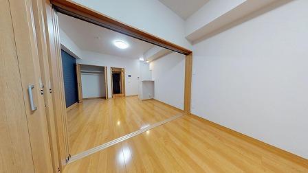 その他　居間（反転タイプ）