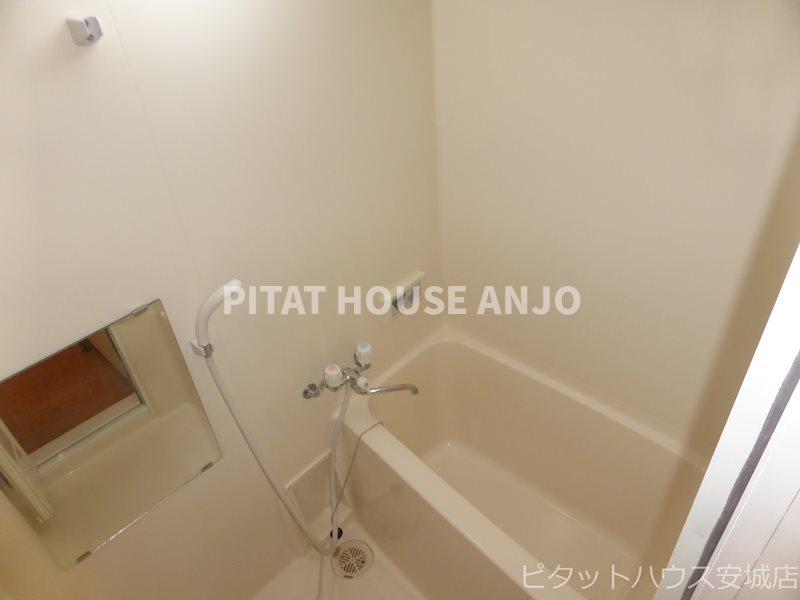 バス・シャワールーム　同物件別部屋