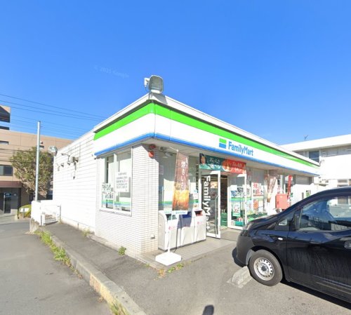 コンビニ　ファミリーマート 海老名下今泉店（コンビニ）まで874m