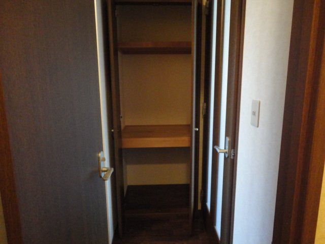 その他部屋・スペース　廊下の収納