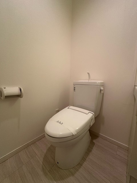 トイレ　※参考写真※人気のバストイレ別です♪トイレが独立していると使