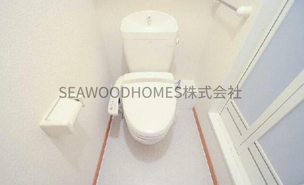 トイレ　※同タイプの部屋の写真です。