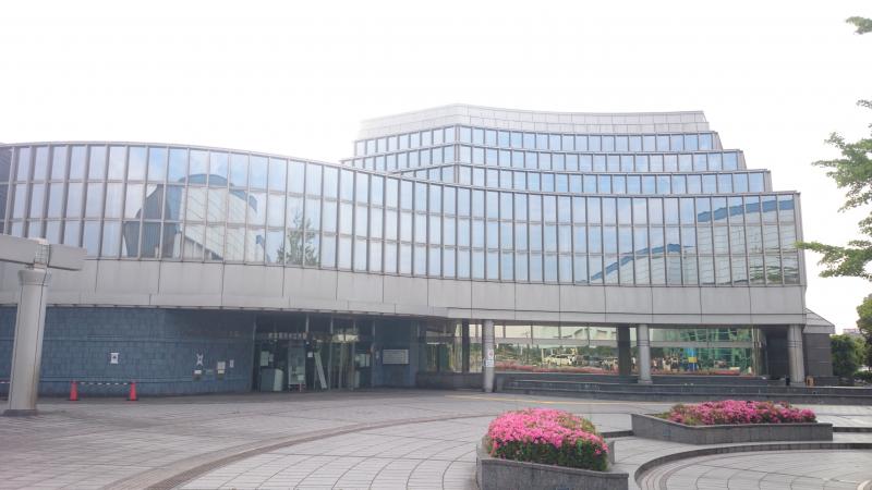 図書館　市川市中央図書館（図書館）まで414m