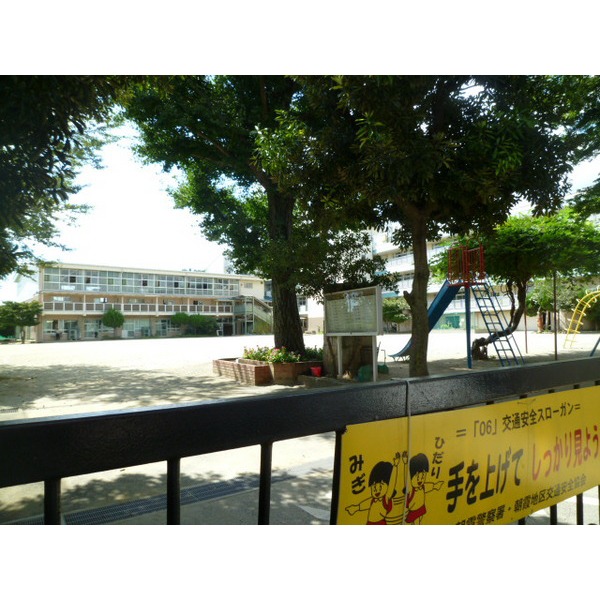 小学校　和光市立新倉小学校（小学校）まで507m