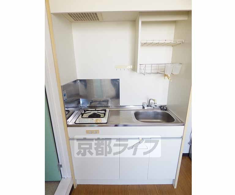 キッチン　コンロ付のキッチンです。