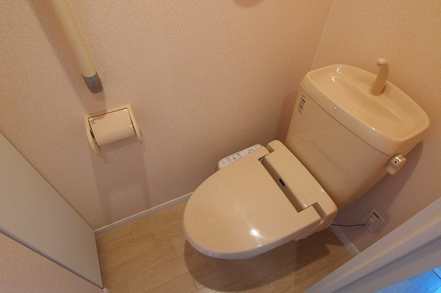 その他　温水洗浄便座