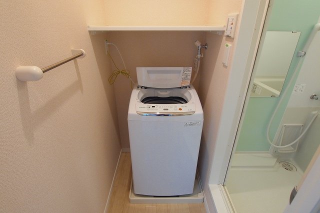 その他　洗濯機は初期設備になります