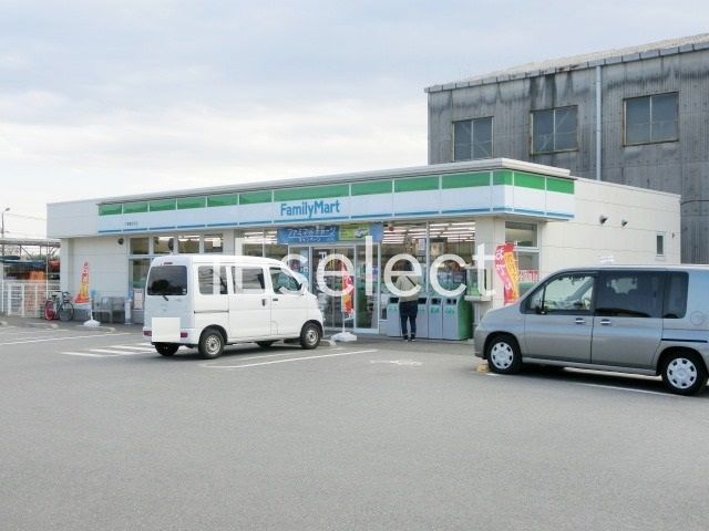 コンビニ　ファミリーマート稲毛山王店（コンビニ）まで550m