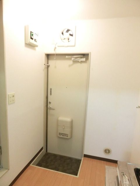 玄関　広めの玄関です