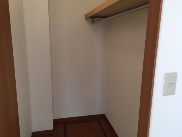 収納　ウォークインクローゼット
