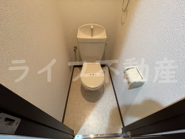トイレ　落ち着いたトイレです