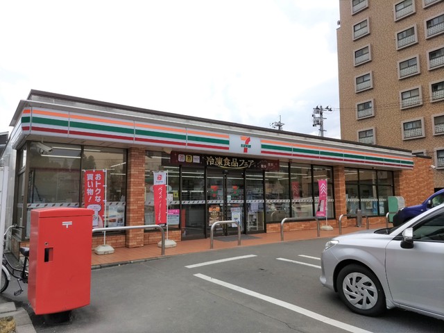 コンビニ　セブンイレブン南仙台駅前店（コンビニ）まで450m