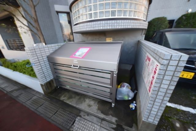 その他　敷地内専用ゴミ捨て場