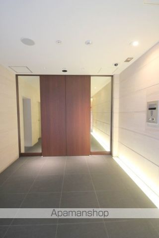フロンティアコート堺筋本町の外観写真