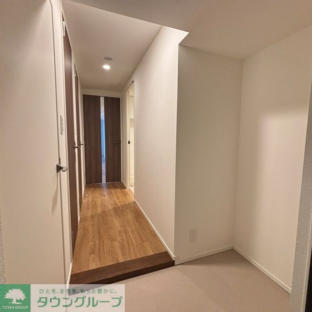 玄関　※写真は同タイプ住戸です。