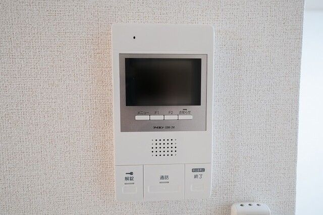 セキュリティ　モニター付きインターホン