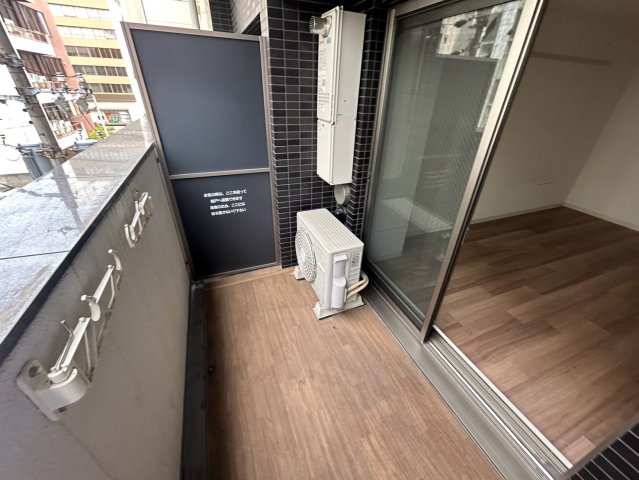 バルコニー　プレサンス金山デュアル