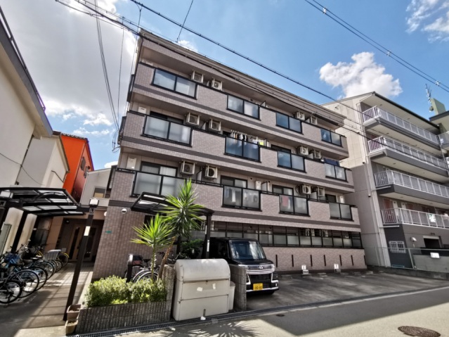 建物外観　駅近人気物件です