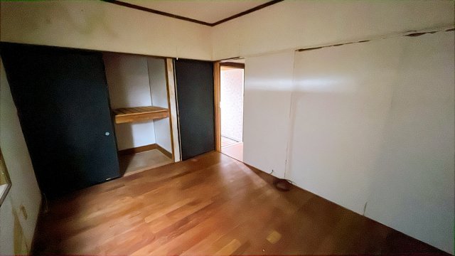 収納　1F6帖洋室