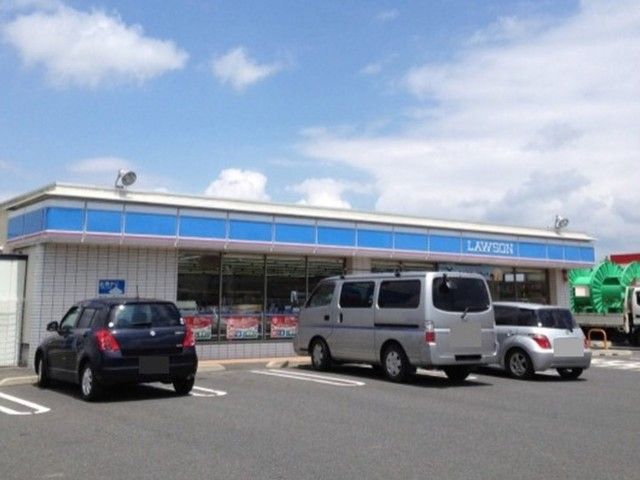 コンビニ　ローソン甲南竜法師店（コンビニ）まで900m