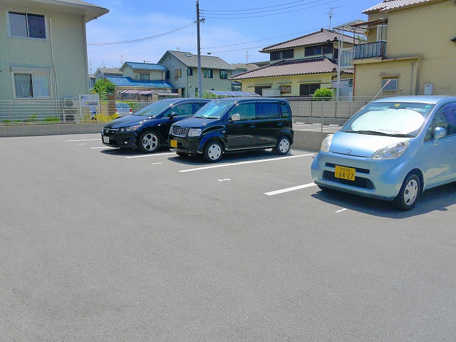 駐車場　駐車場です