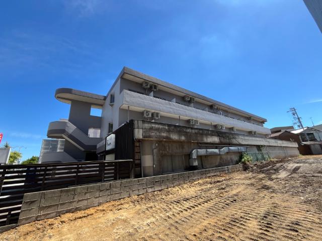 建物外観　外観写真（昼）