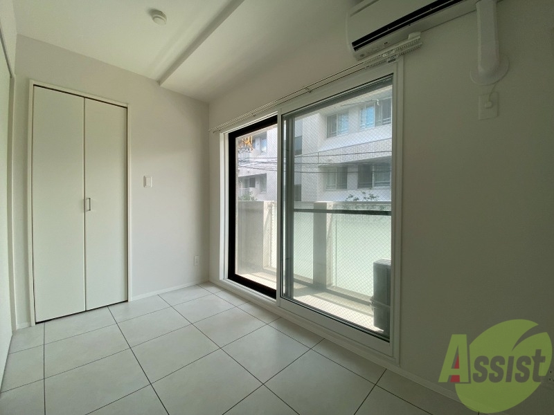 その他部屋・スペース　こちらのお部屋は光が差し込む、温かみのあるお部屋です。